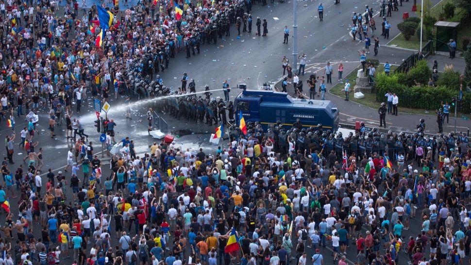 Decizie după 5 ani: Au fost trimiși în judecată jandarmii care au dirijat reprimarea brutală a mitingului din 10 august 2018