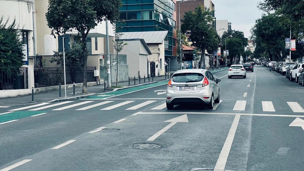 Modificări importante pe două dintre arterele intens circulate din Capitală, începând de astăzi. La ce trebuie să fie atenți șoferii 