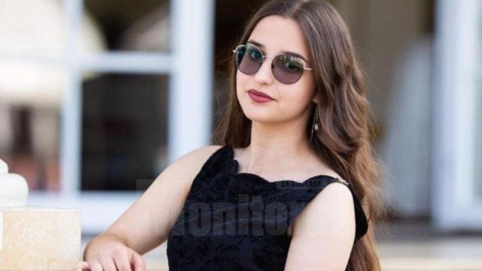 Una din victimele accidentului de la Dorna Candrenilor era elevă și se ducea la înmormântarea bunicului - 4 morți și un rănit, toți membri ai unui ansamblu folcloric