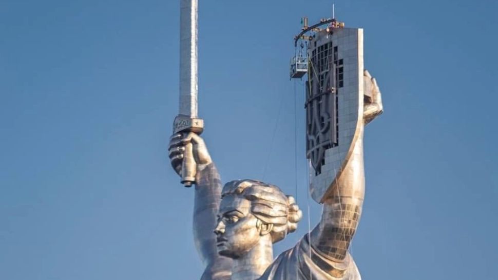 Război în Ucraina, ziua 530: Ucraina a scos simbolurile sovietice de pe un monument din Kiev. Cum decurg ostilitățile pe front - LIVE TEXT