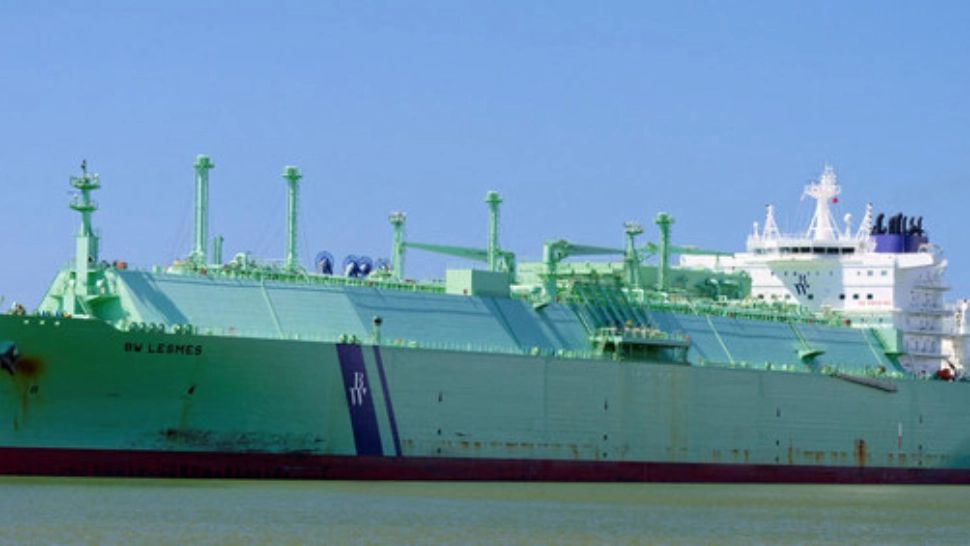 Incident major pe Canalul Suez: 2 petroliere s-au ciocnit - Intervenție după ce traficul a fost blocat