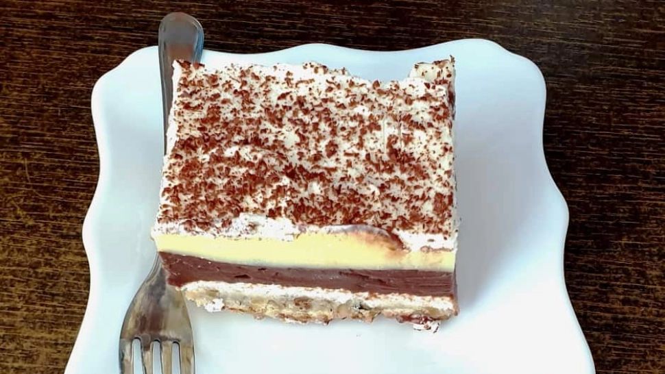 Sex la tavă. Rețeta prăjiturii pentru extaz de pe vremea bunicii