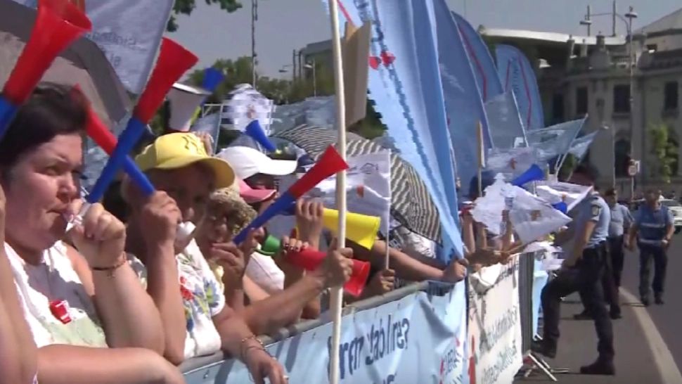 Proteste de amploare în Capitală, după scandalul azilelor groazei. Principalele nemulțumiri ale oamenilor