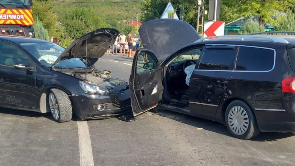 Accident cu 8 victime, la Galați! Toți răniții, printre care și 4 copii, au ajuns la spital