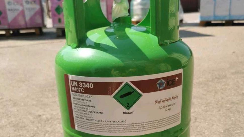 România „explozivă”. Peste o mie de butelii cu gaz periculos, oprite la graniță de Garda de Mediu