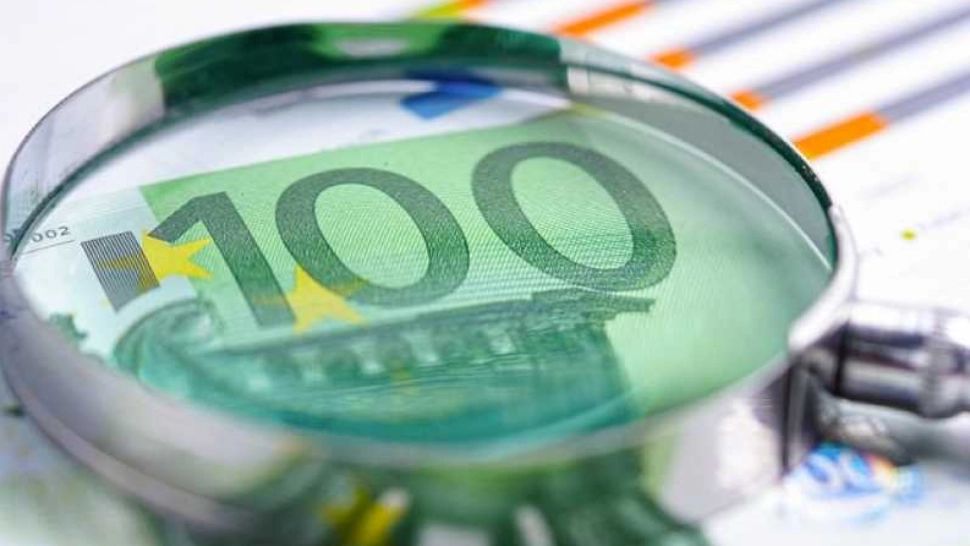 Primarul unei comune din Mureș, reținut. A furat banii pentru oamenii defavorizați