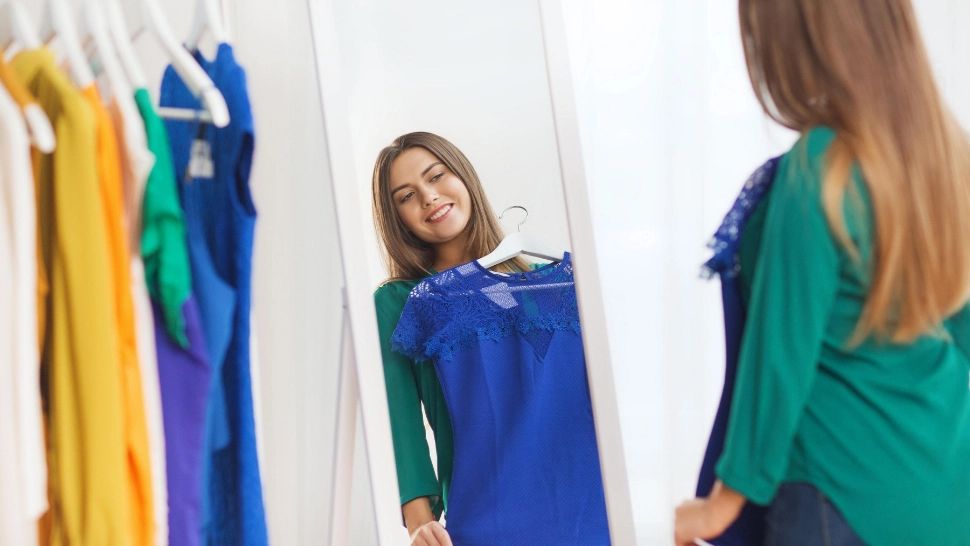 Care sunt cele 8 obiecte vestimentare pe care e bine să le porți cu un număr mai mare