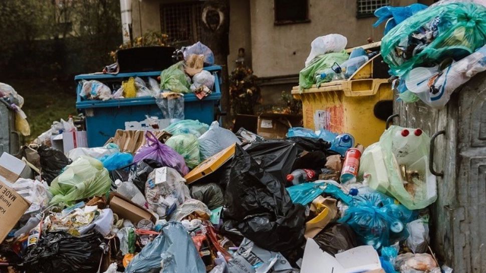 Taxa de gunoi în București: de la 0 lei la peste 32 de lei pe lună