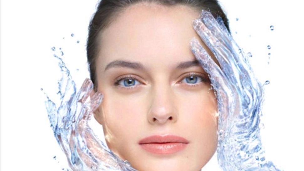 Ingredientele de bază pentru un ten catifelat și hidratat în orice anotimp - 5 rețete simple naturale pentru vară