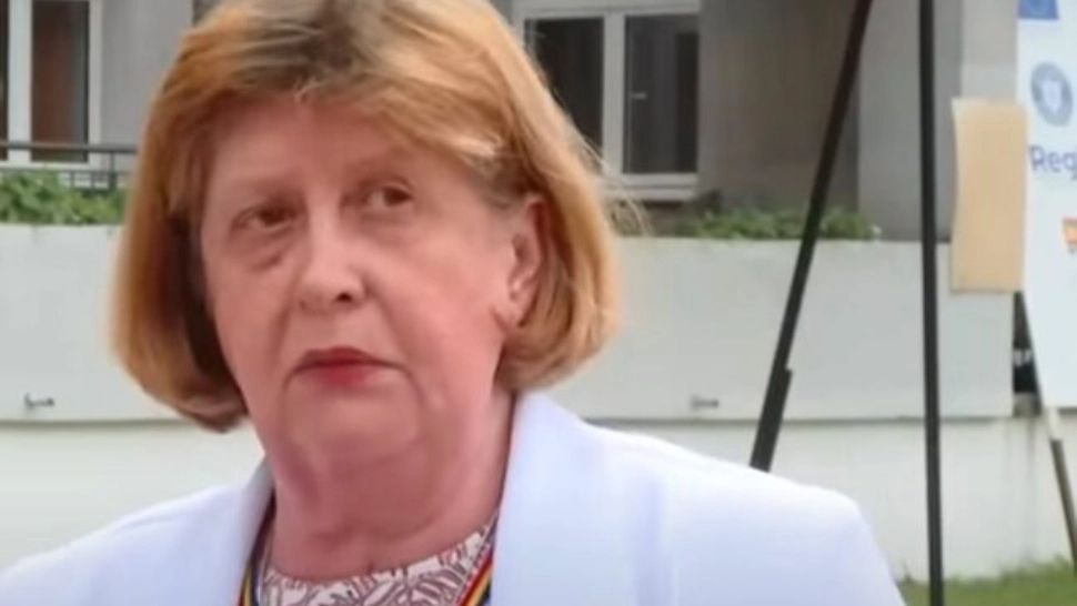 Averea impresionantă a şefei spitalului din Urziceni, pe trotuarul din fața căruia a fost lăsată să nască o femeie surdomută