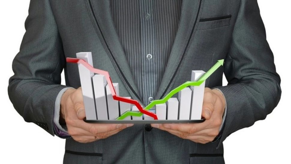 Reforma administrației, demontată de un finanțist: „Economia e de 3-4 ori mai mică decât au anunțat” 