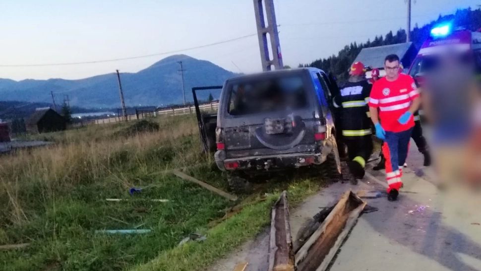Accident grav pe un drum din Suceava. Un om a decedat, alte 5 persoane sunt rănite