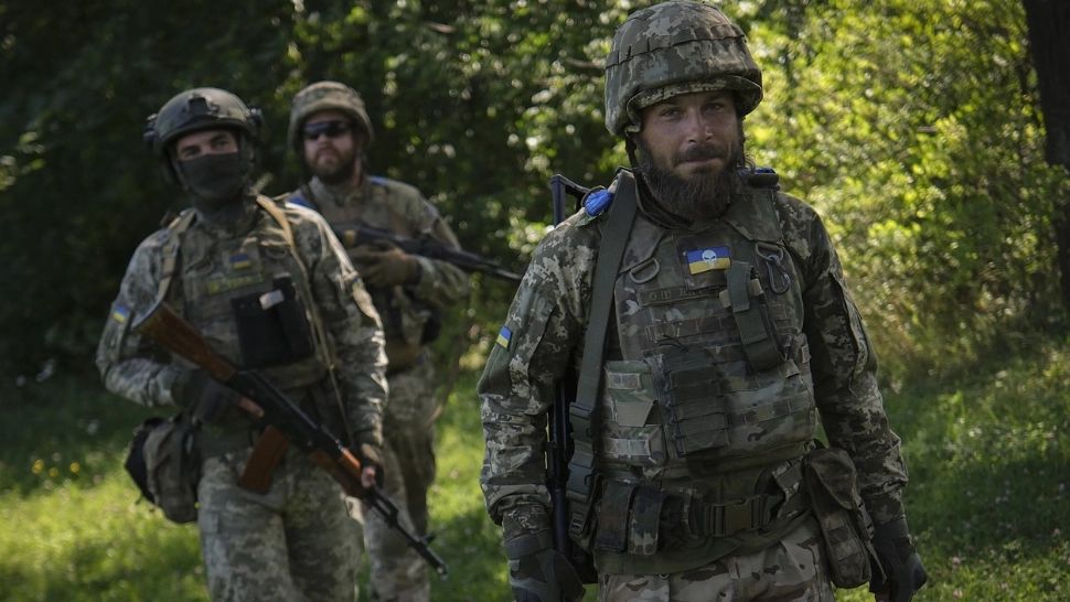 Război în Ucraina, ziua 529. Atacuri rusești cu rachete balistice și supersonice în toată Ucraina – Rusia a jurat răzbunare pentru petrolierul distrus