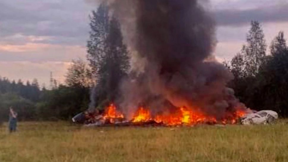 Mesajul trimis rudelor de singura femeie de la bordul avionului în care se afla Prigojin - 3 indicii importante care ar putea elucida misterul prăbușirii 