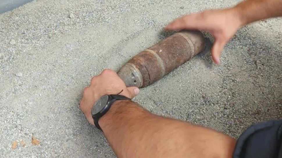 Descoperire periculoasă în curtea Spitalului de Psihiatrie din Sibiu. Muniție scoase la iveală se săpături pentru reparații