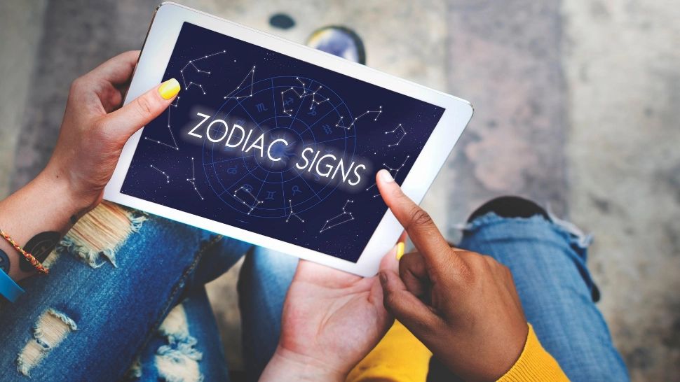 Comportamentul pe rețelele de socializare în funcție de zodie. Ce nativ este cel care stârnește mereu controverse