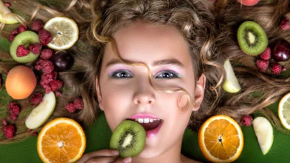 Cele 10 alimente pe care trebuie să le incluzi urgent în meniu - Fac minuni pentru piele, la orice vârstă