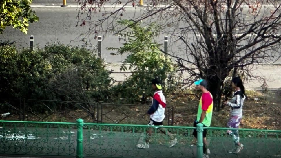 Locuitorii din Sectorul 3, terorizați de tineri drogați! Imagini halucinante în apropiere de Centrul Istoric