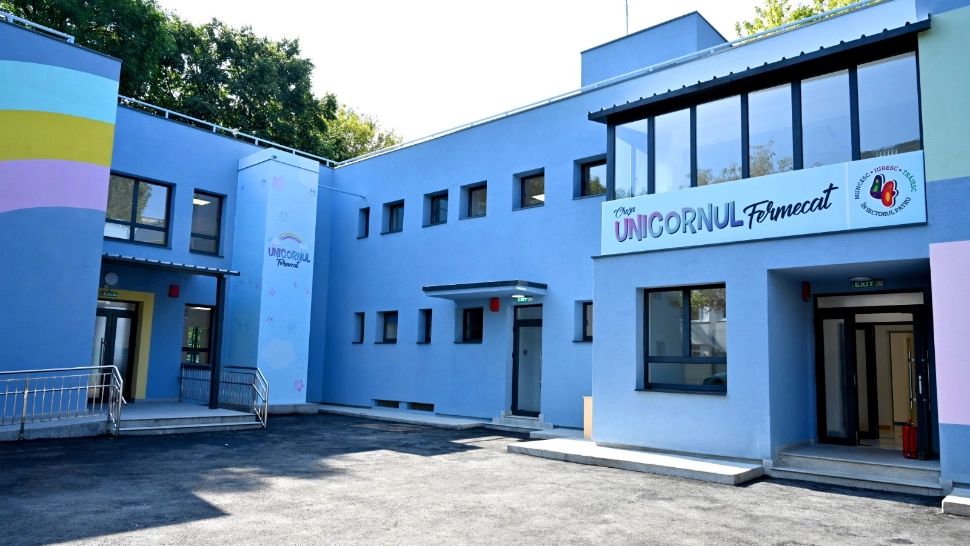 Sectorul 4 a dat în folosință o nouă unitate antepreșcolară: creșa Unicornul Fermecat - POZE