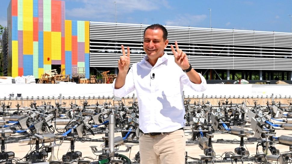  Primarul Daniel Băluţă anunţă construirea unui nou aeroport în sudul Capitalei