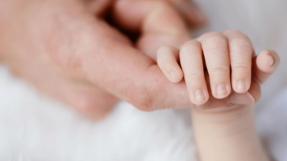 Semnal de alarmă tras de medici despre COVID-19 la copiii mici - Dr. Mihai Craiu: „Avem ZILNIC zeci de sugari internați” - Primele măsuri