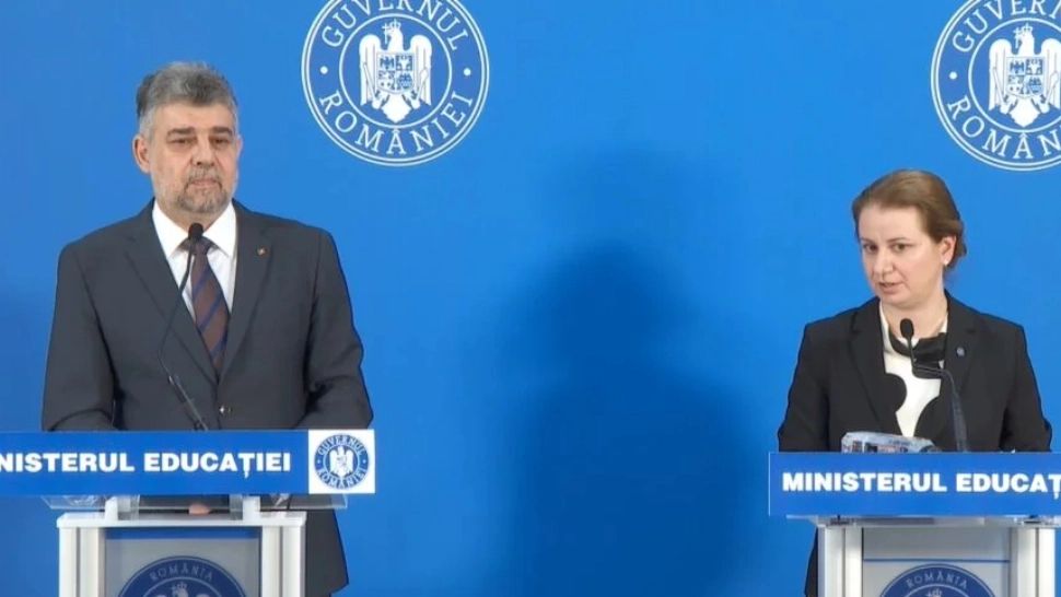 Peste 1.200 de microbuze electrice școlare, finanțate din PNRR, pentru transportul elevilor - Anunțul ministrului Educației