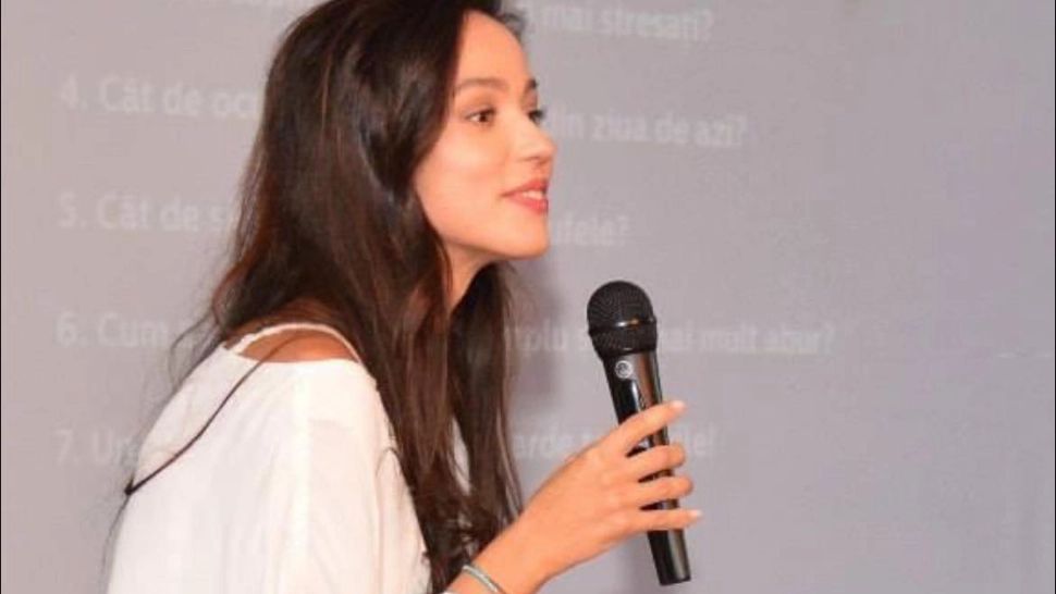 Olivia Steer, afirmație controversată: Prietenii mei s-au îmbolnăvit de la dârele de avion