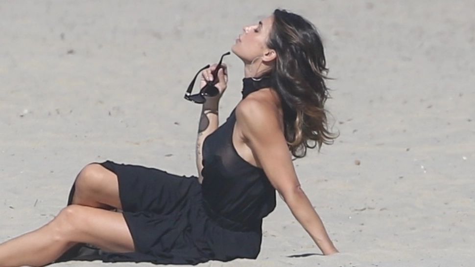 De ce miros URÂT după spălare hainele închise la culoare?