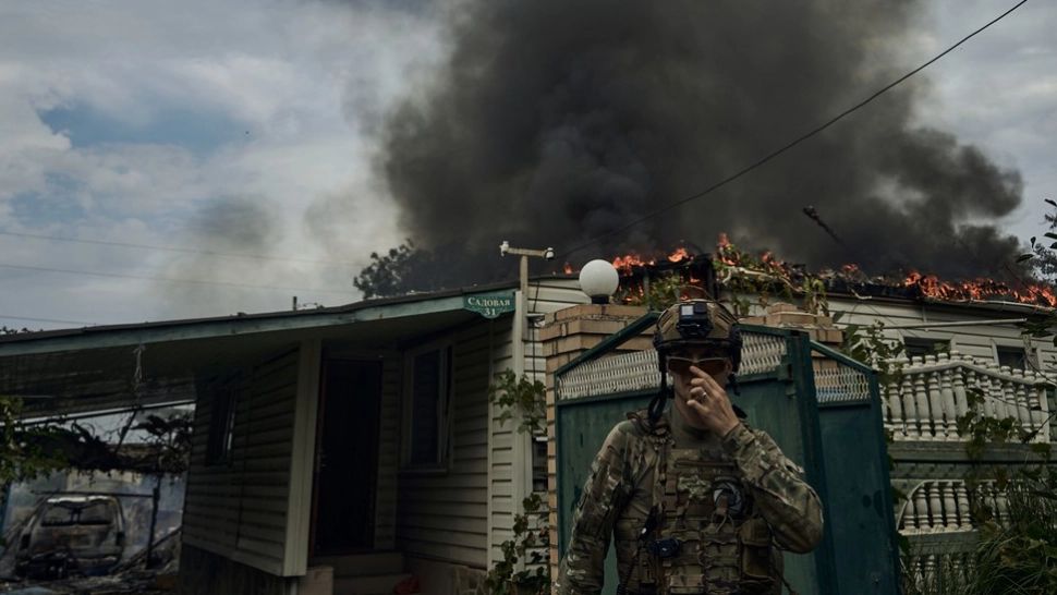 Război în Ucraina, ziua 557.  Atac rusesc asupra unui complex rezidențial din orașul Vuhledar. Kievul face progrese semnificative pe frontul din sud