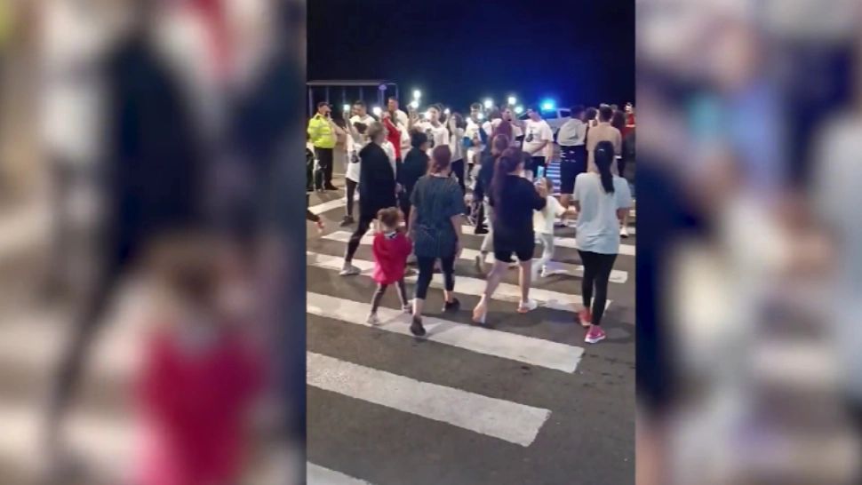 Protest în localitatea unde pietonii sunt spulberați pe trecere. Două accidente grave în doar o săptămână i-au exasperat pe localnicii din Jilava