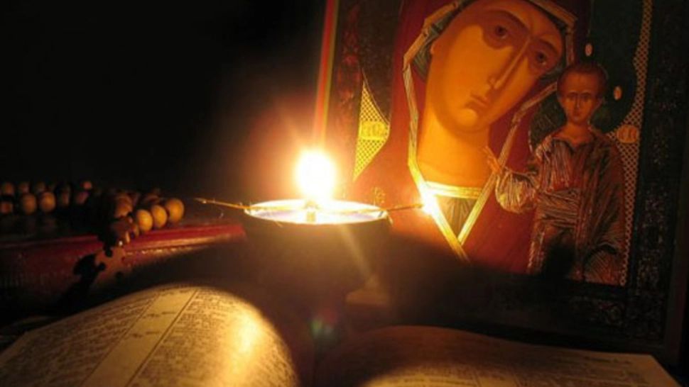 Rugăciunea către Maica Domnului pentru iertarea păcatelor celor adormiți. Este extrem de puternică 