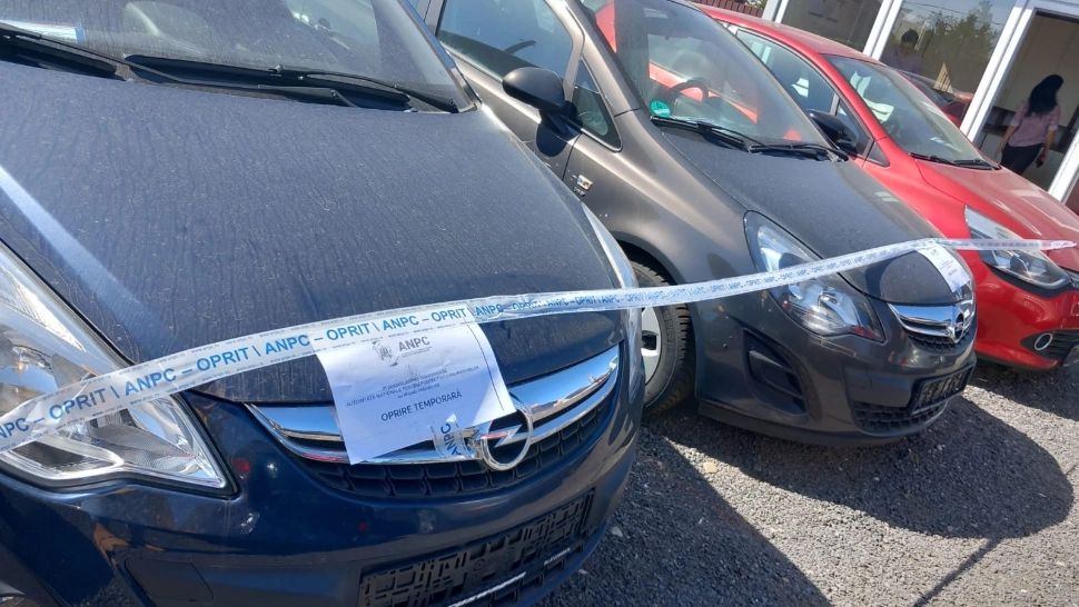 Peste 600 de mașini second-hand, oprite de la vânzare de Protecția Consumatorilor - Incredibil cum erau păcăliți clienții de samsarii auto