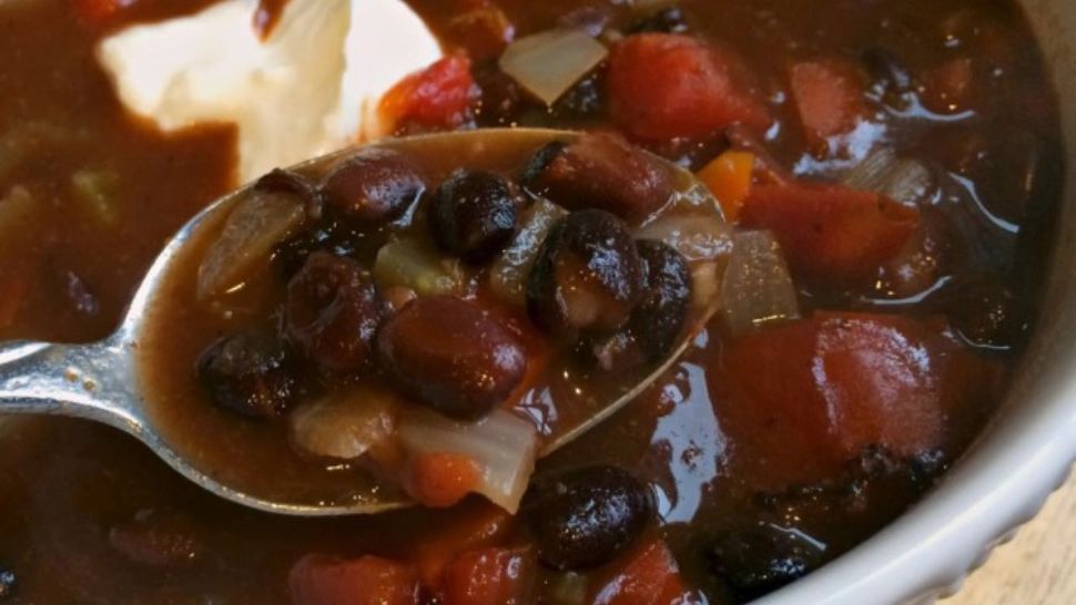 Ce trebuie să conțină dieta de toamnă - 3 supe ideale ca să dai jos colăceii de pe burtă - Sunt foarte ușor de gătit