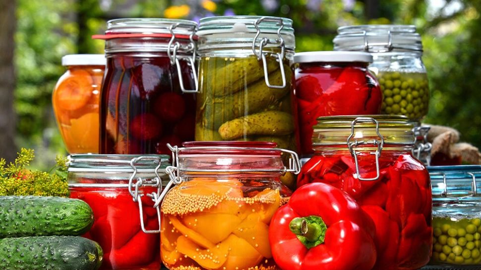 Cum prepari cele mai bune murături - Sfaturi de aur până la iarnă - 9 conservanți naturali