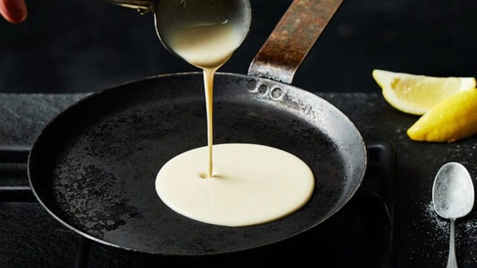 De ce se lipesc clătitele - Ce e bine să faci pentru a evita dezastrul: 6 trucuri de aur pe care puțini le știu