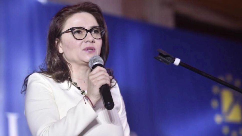 Deputată cu venituri uriașe. Din ce câștigă sute de mii de euro