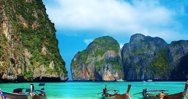 Top 4 destinații ideale pentru cei care vor să plece singuri în vacanță - Surpriză totală: ce loc mirific se află pe listă