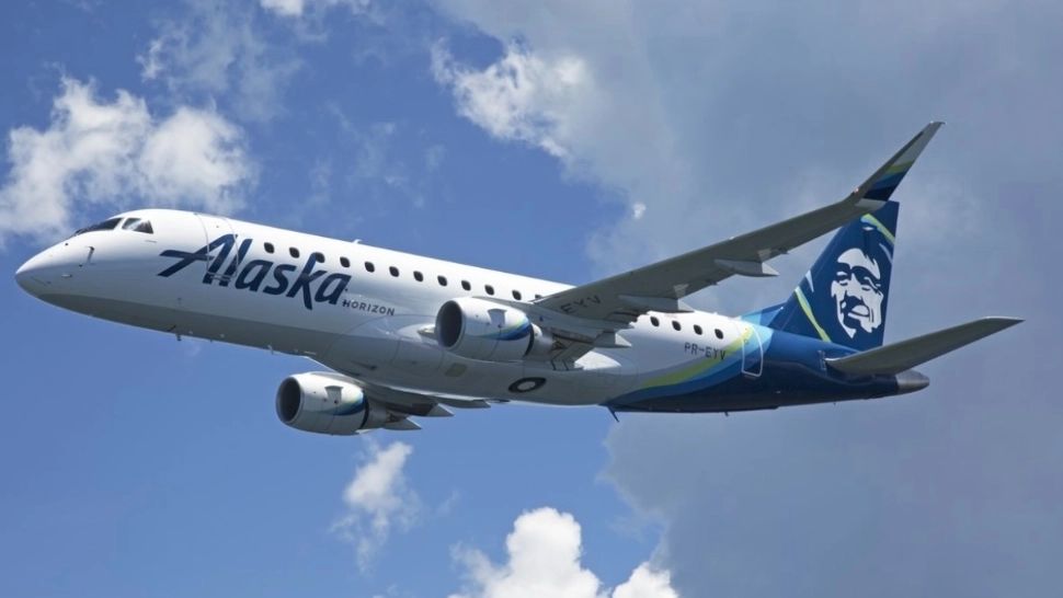 La un pas de tragedie: un pilot a încercat să oprească motoarele avionului în zbor. Zeci de pasageri erau la bord