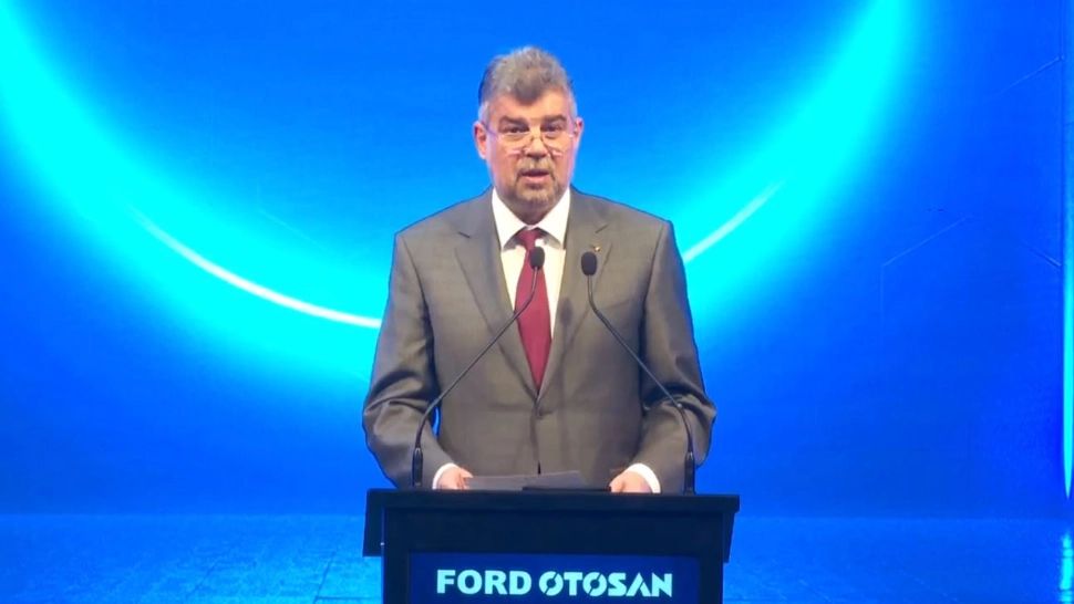 Marcel Ciolacu, în vizită la fabrica Ford Otosan din Craiova: "Am făcut un test-drive" - Ce mașină a condus