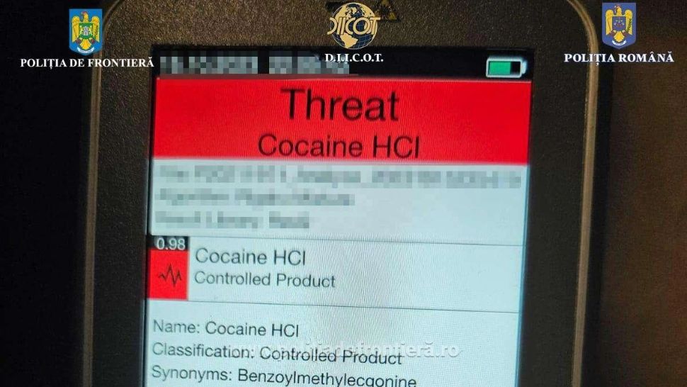 Româncă prinsă pe Aeroportul Otopeni cu o mare cantitate de cocaină. Drogul a fost ascuns prin metoda Escobar