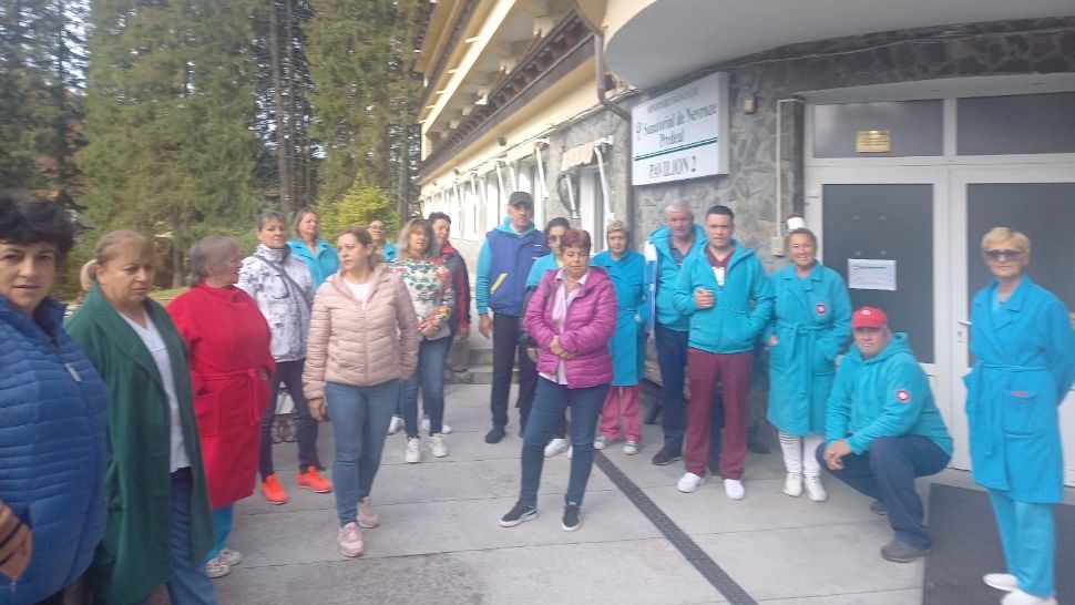 Protest spontan la „Nevroze Predeal”. Care sunt nemulțumirile celor care au ieșit în stradă