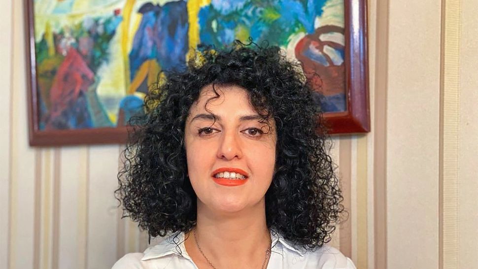 Premiul Nobel pentru Pace, acordat activistei iraniene Narges Mohammadi. Pe listă se afla și Volodimir Zelenski