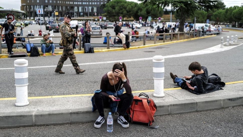 Războiul din Orientul Mijlociu produce haos în Franța! Aeroporturile, vizate de aproape 70 de alerte false cu bombă - Zborurile, date peste cap 