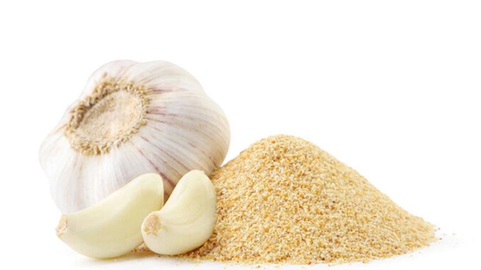 Pericolul prea puțin cunoscut din utilizarea pudrei de ceapă și usturoi - Foarte mulți români folosesc fără să știe consecințele