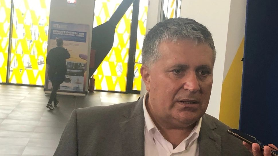 Directorul Aeroportului din Brașov a fost demis: ce i se reproșează