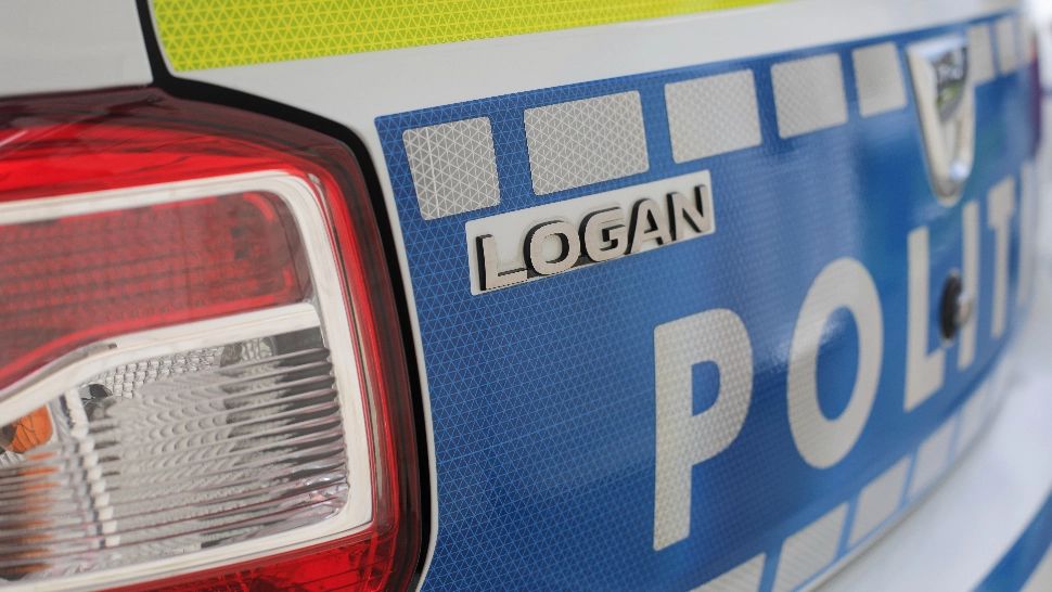 După ce a provocat un accident, un şofer a fost tâlhărit, sechestrat și amenințat cu moartea pentru a plăti pagubele produse