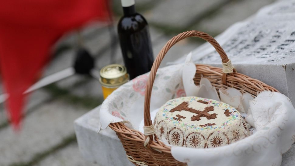 Greșeala pe care o faci când pregătești colivă. Când se pune, de fapt, zahărul