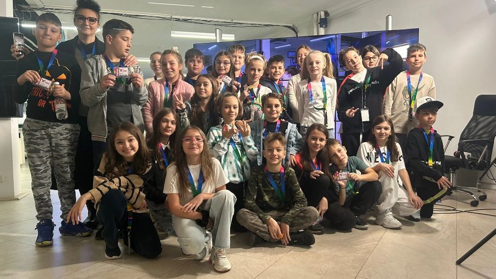 "Școala Altfel", la Realitatea Media. O zi dedicată în întregime copiilor. Noua generație trăiește Realitatea PLUS! 