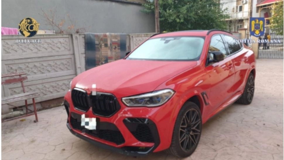 Grup infracțional, specializat în înșelăciune și spălarea banilor, destructurat - Anchetă uriașă, în colaborare cu FBI