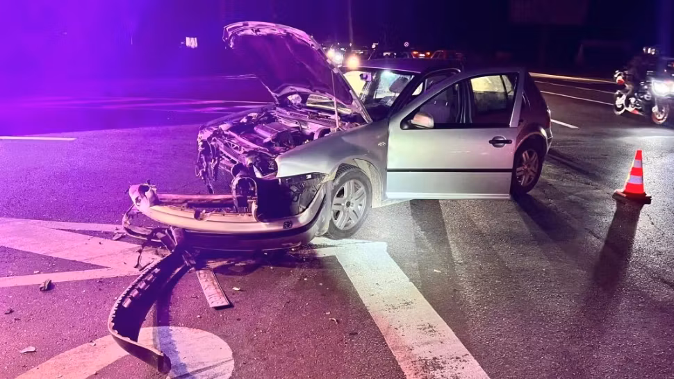 Accident între 3 mașini, la Florești: 5 victime cu traumatisme, duse urgent la spital - Trafic oprit pe DN1